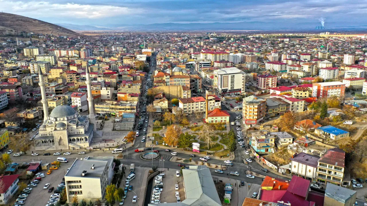 maraş hangi mevsim arac kiralanir